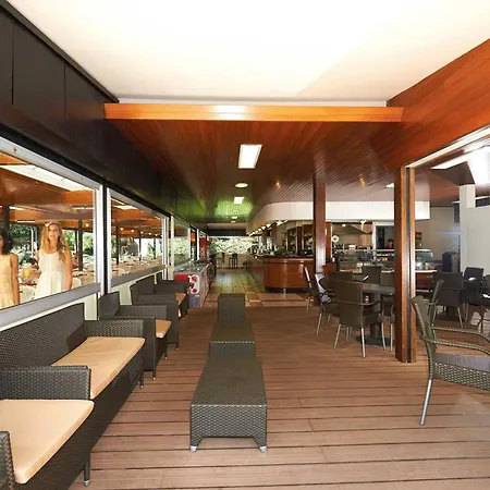 Serene By The Shore Chalet